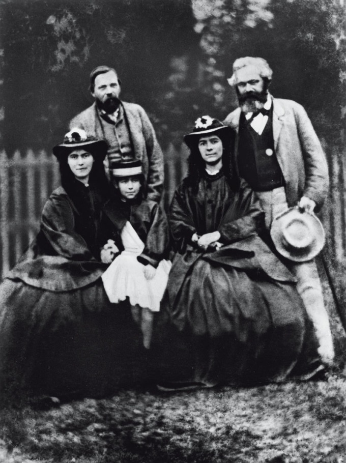Marx, Karl - Politician, Philosopher, Revolutionalist, D *05.05.1818-14.03.1883+  - group picture of the family, with his daughters Jenny, Eleanor, Laura and Friedrich Engels (l.)  - reproduction of a daguerreotype  Vintage property of ullstein bild